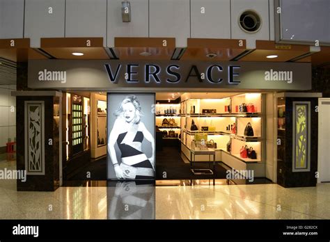 versace malaysia.